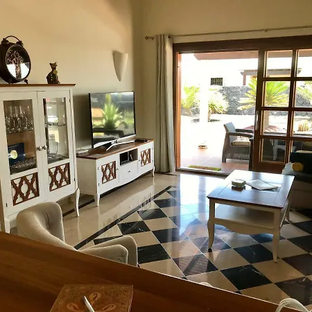 Mici Villa