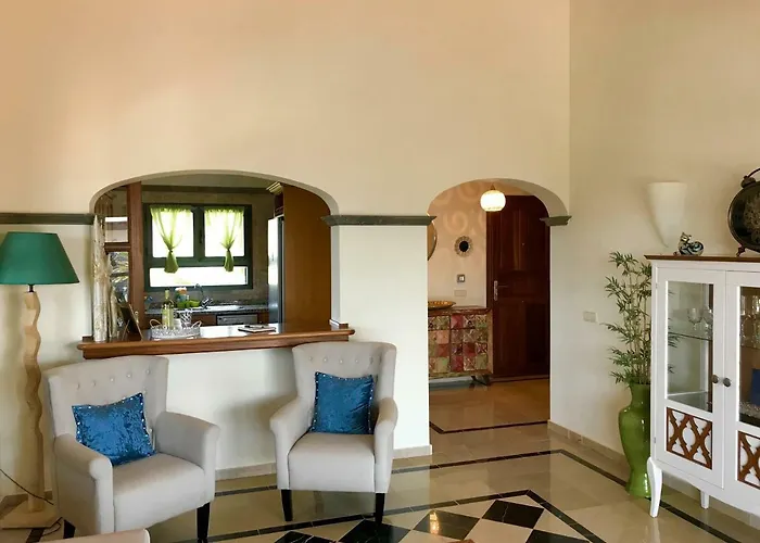 Mici Villa