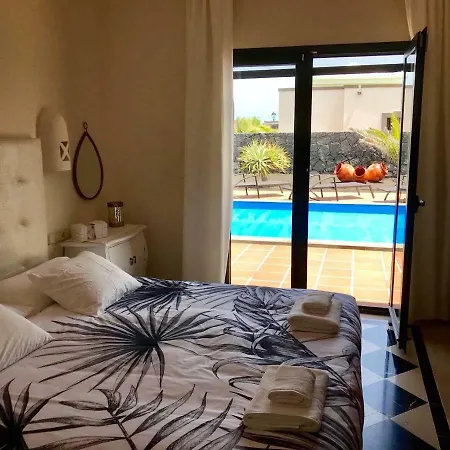 Mici Villa